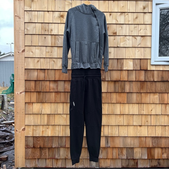 NWOT Tuxy Lounge Suit in Black and Grey, M - Picture 10 of 12